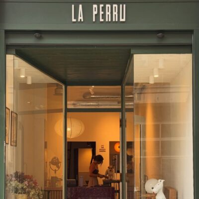26|”LA PERRU”PELUQUERIA.DONOSTIA